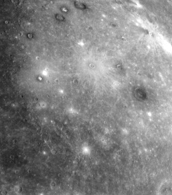 Forrás: NASA, JUAPL, Carnagie