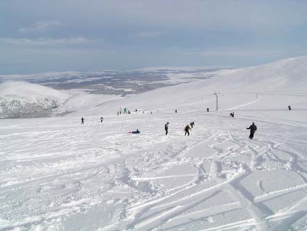 Forrás: www.snowsphere.com Forrás: www.snowsphere.com