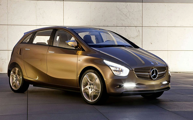Forr�s: Mercedes-Benz
