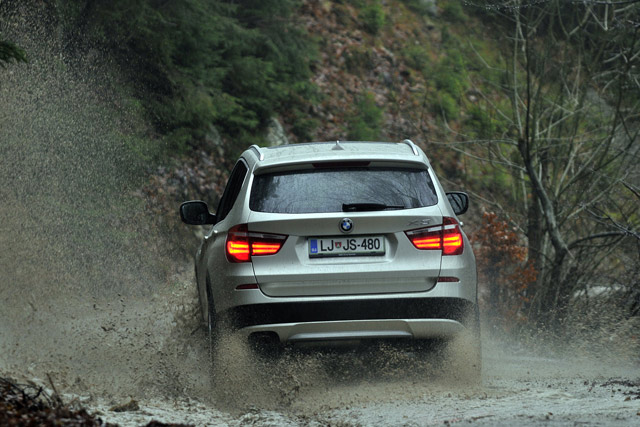 Forr�s: BMW