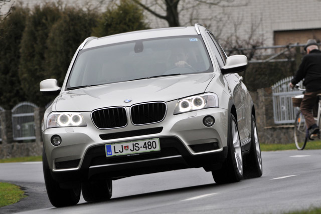 Forr�s: BMW