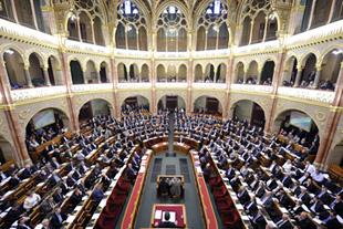 Forr�s: AFP/Kisbenedek Attila