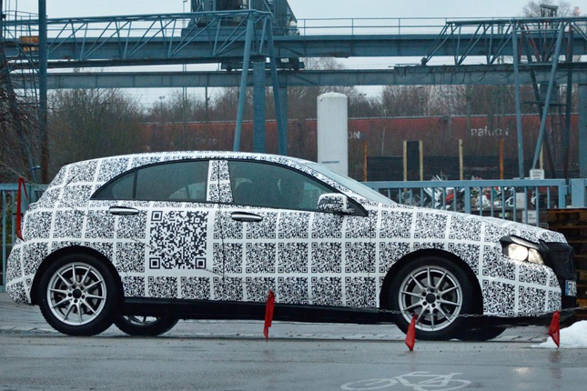 Forrás: Mercedes-Benz Forrás: Mercedes-Benz