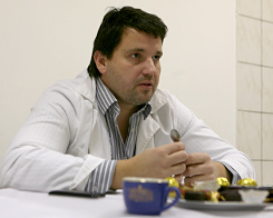 Forr�s: Cserm�tony Csaba [origo]