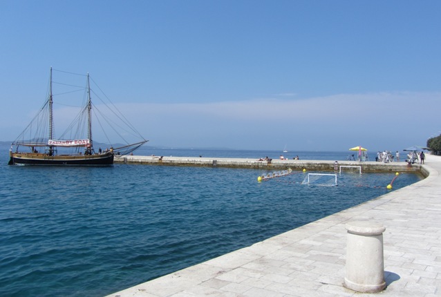 Forr�s: [origo]